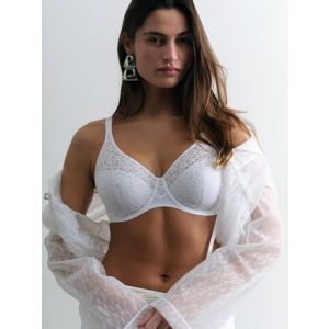 Chantelle EasyFeel Norah Beugelbh met een niet voorgevormde cup C13F10